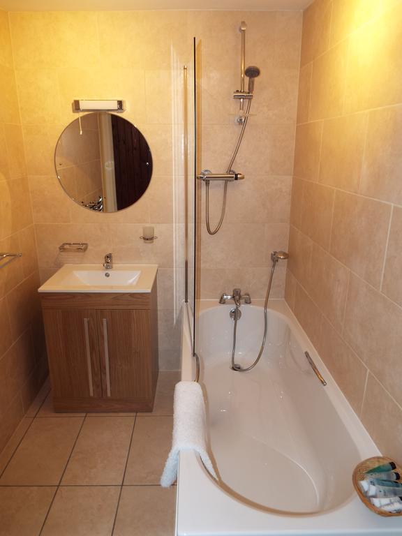 The Stableyard Apartment Бедфорд Екстериор снимка